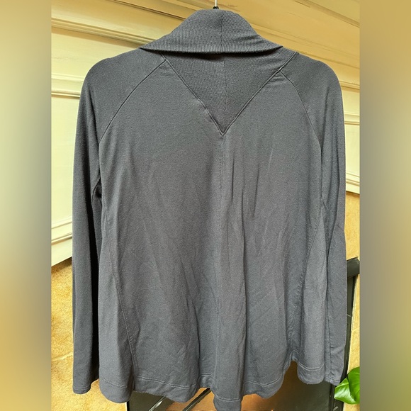 Athleta Wrap size XSP. - Picture 2 of 8